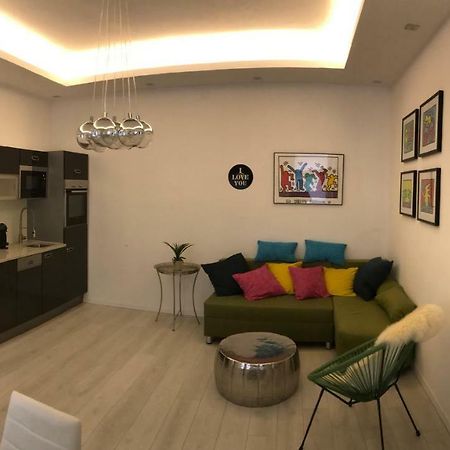 Modern City Apt, Next To Metro Viena Exterior foto